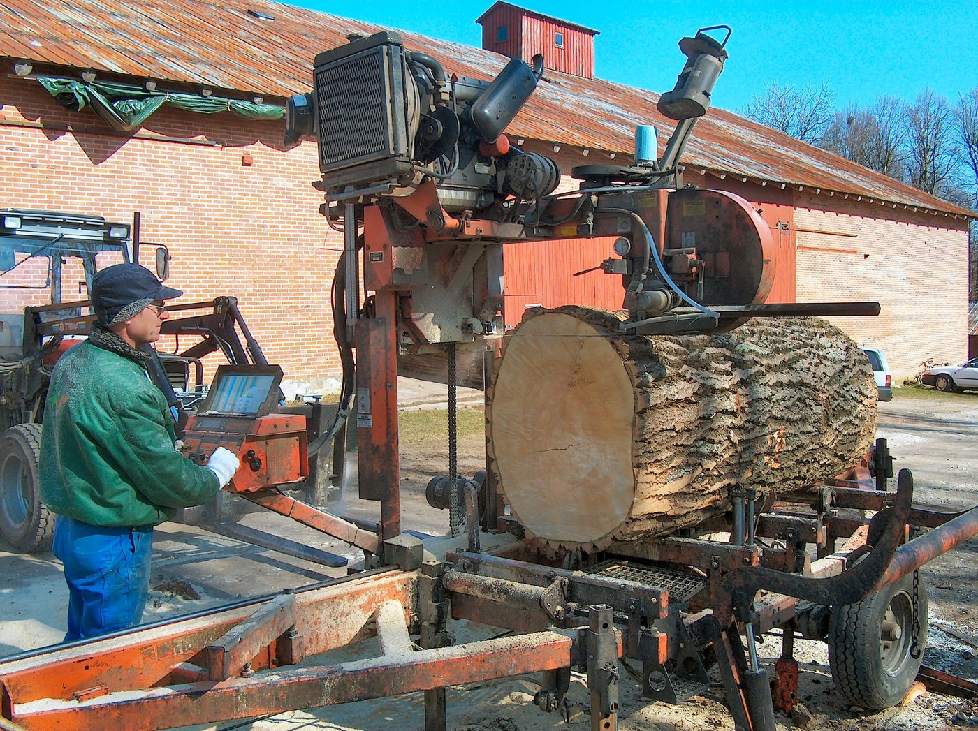 Best Portable Sawmills