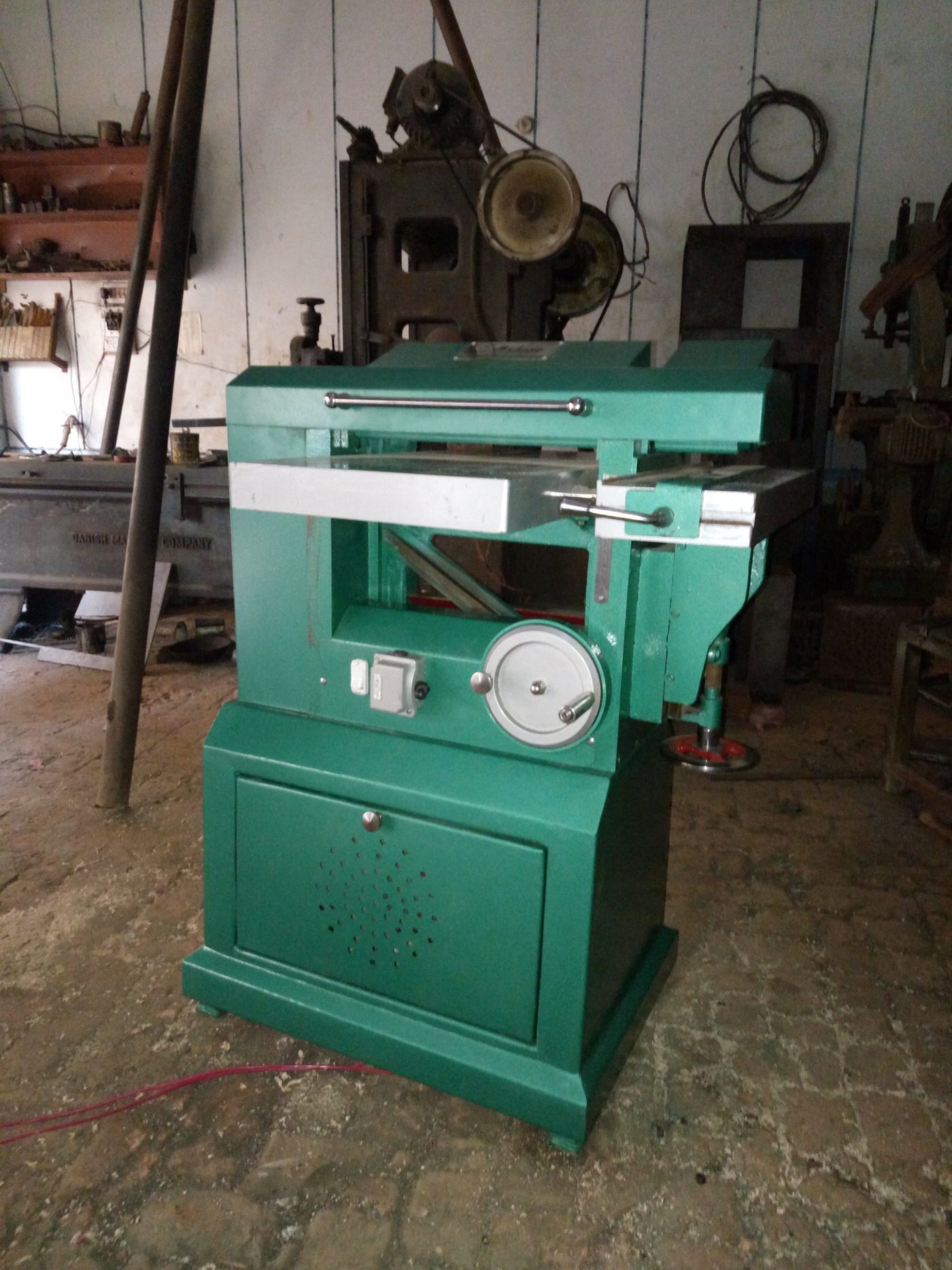 Planer Moulder Buying Guide for Small Lumber and Woodworking Shops